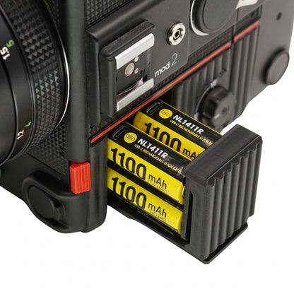 Rolleiflex Akku-Käfig v2 mit Nitecore NL1411R Akkus