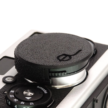 Accessori (copriobiettivo, adattatore, paraluce, custodia) per Rollei 35 AF