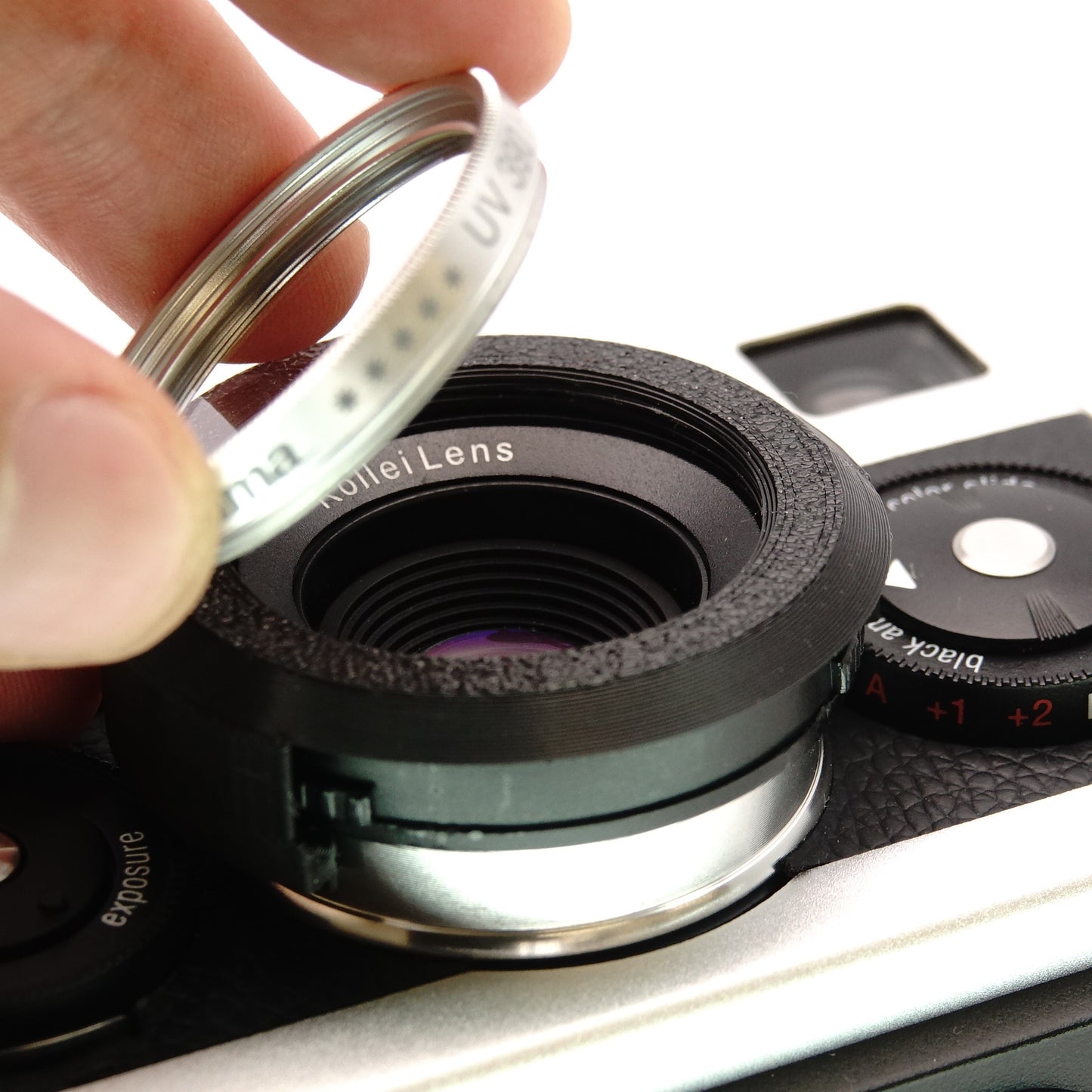 Accessori (copriobiettivo, adattatore, paraluce, custodia) per Rollei 35 AF