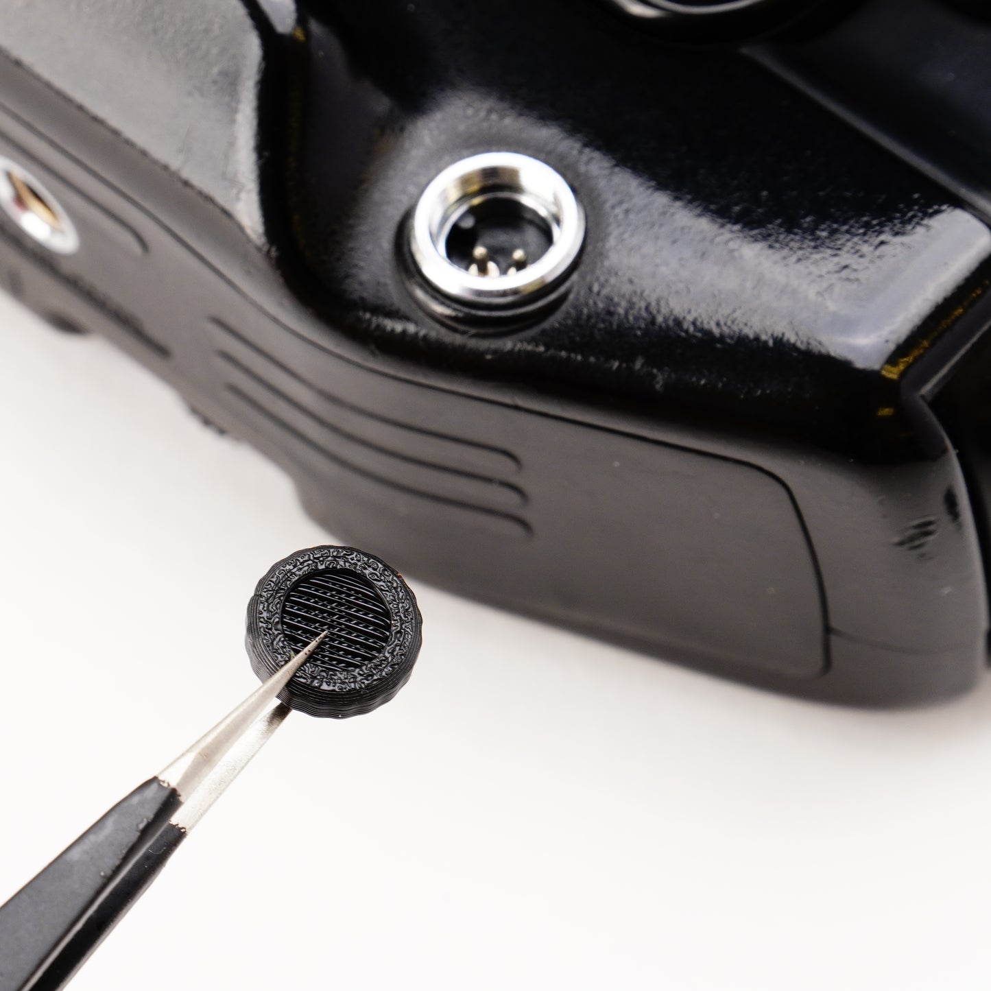 Juego de cubiertas clásicas Nikon: tapas de protección para mando a distancia de 2 clavijas y sincronización PC (F4, F3, MD-4, F801)